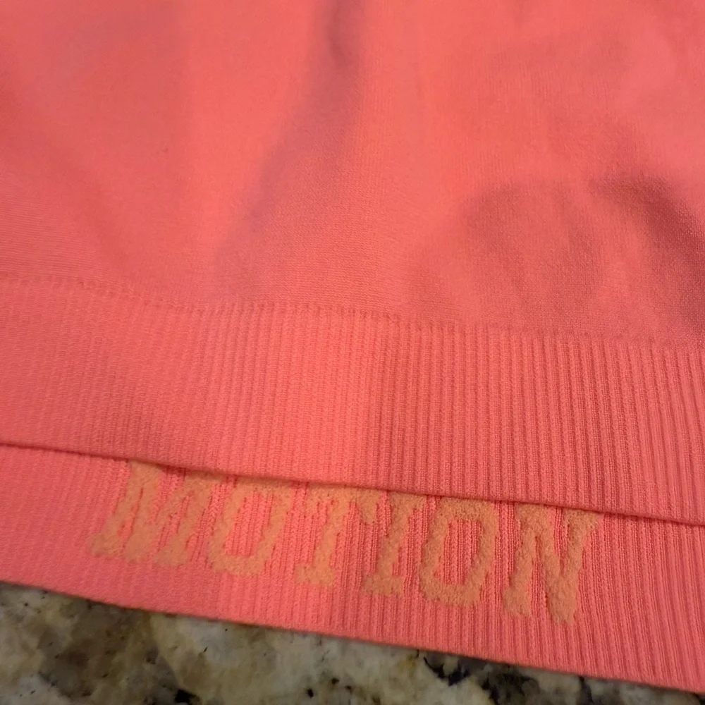 Hind vibrant pinkish orange running jacket size medium - Picture 4 of 16
